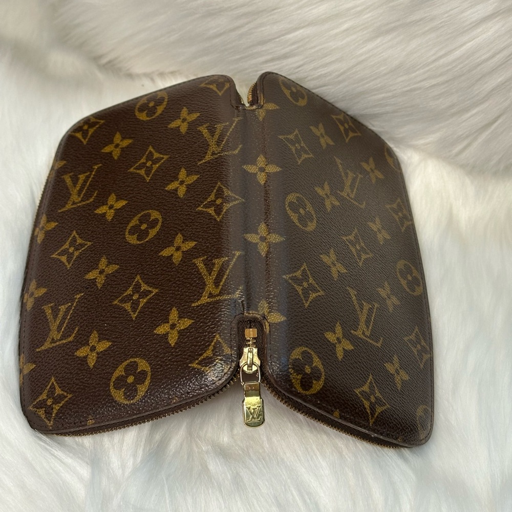 Louis Vuitton Agenda wallet - Picture 12 of 16